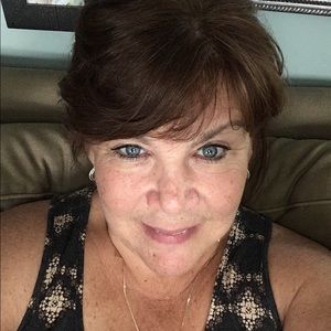 Meet your Posher, Jeanne